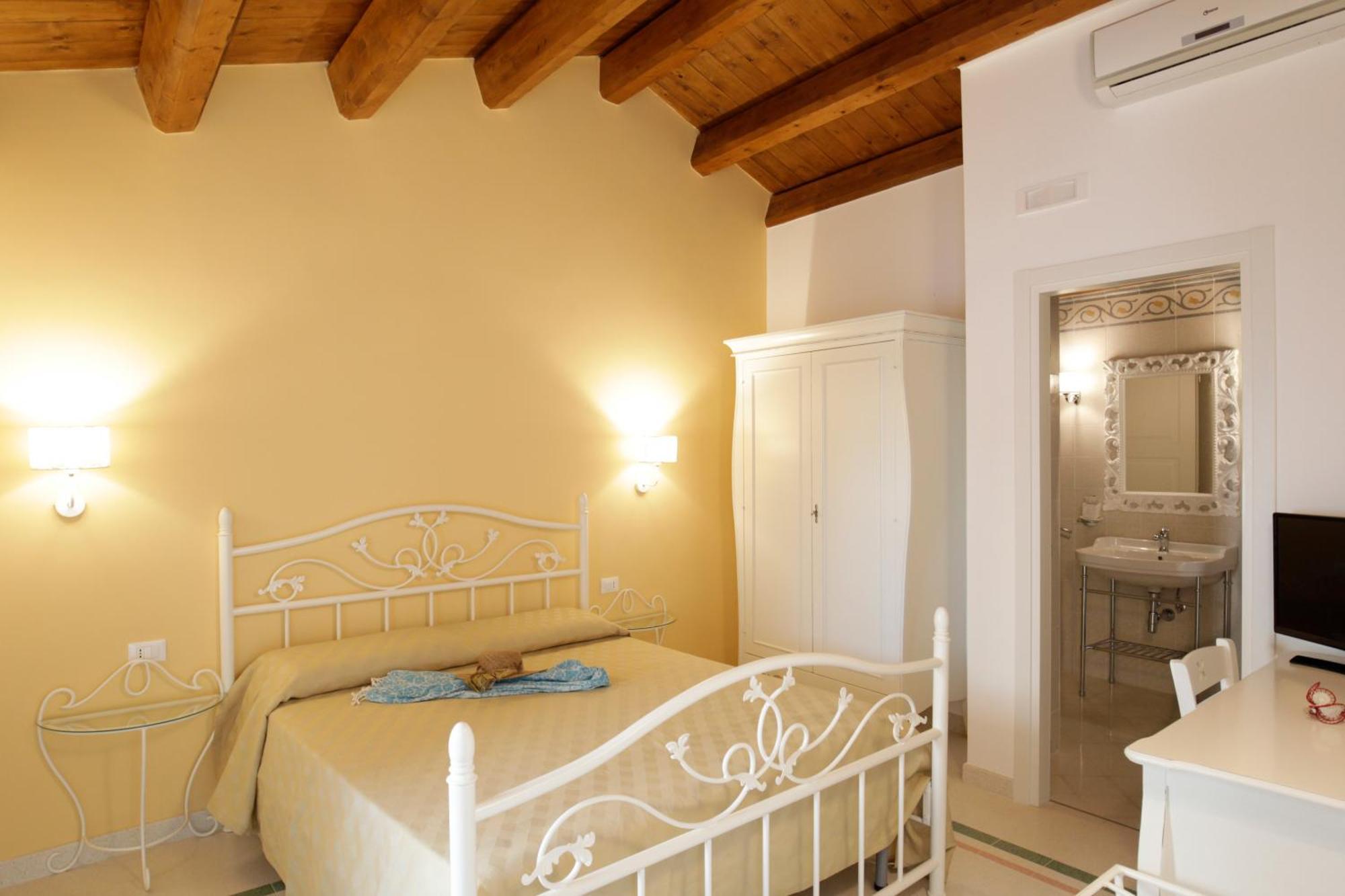 B&B Monsignore Vieste Ngoại thất bức ảnh